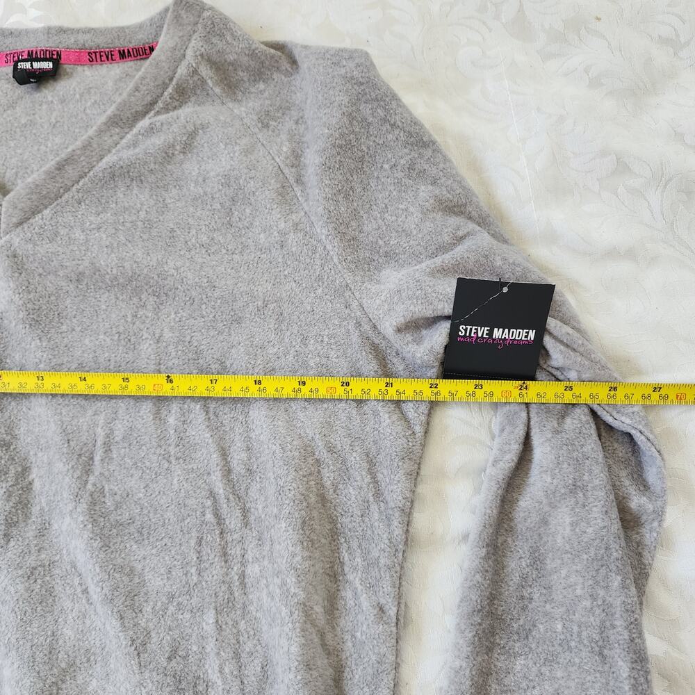 Steve Madden 2-Piece Microfleece Plaid Pajama Set - Picture 7 of 11